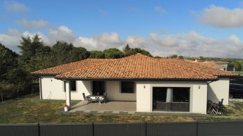 Miremont, maison de 2021, plain pied 175m², terrain de 834m²